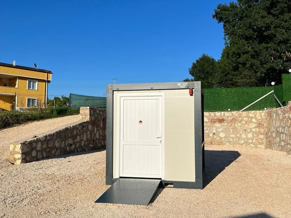 CONTENEDOR SANITARIO PARA DISCAPACITADOS ( 220 X 220 M ) NUEVO