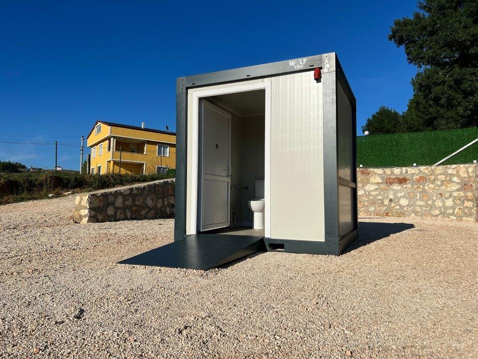 CONTENEDOR SANITARIO PARA DISCAPACITADOS ( 220 X 220 M ) NUEVO