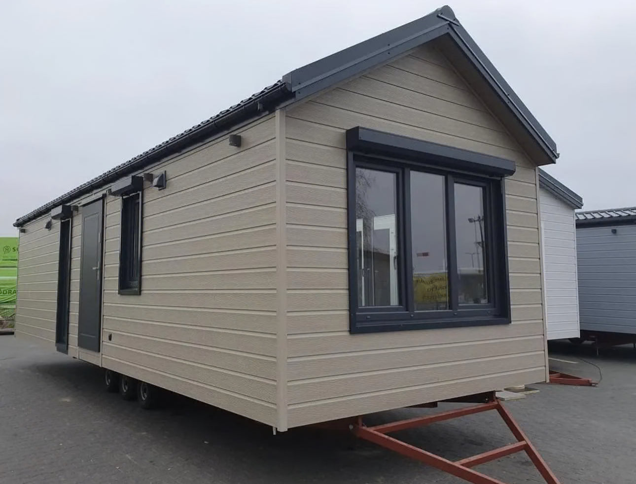 CASA MÓVIL CARLOS 35 M2 (10 X 3,5 M)