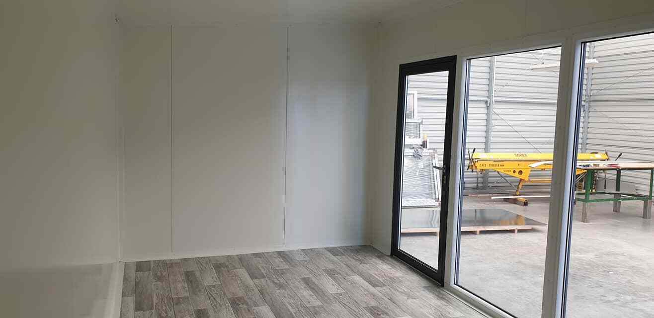 CONTENEDOR DE OFICINA 6 X 3 M