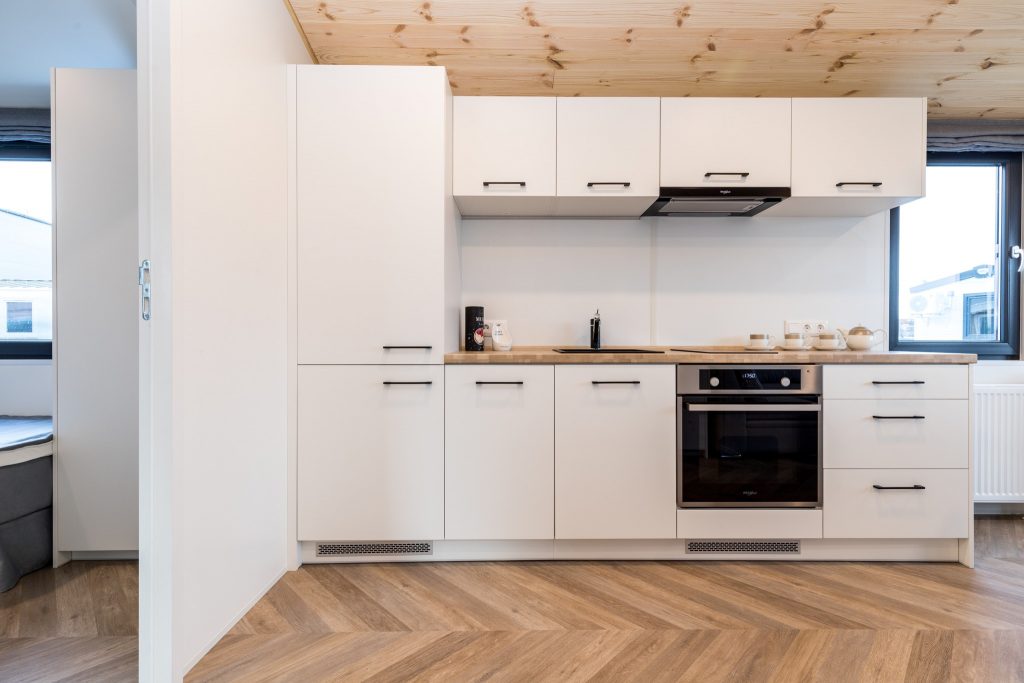 CASA MOVIL MILFORD (8,2 X 4,2 M)