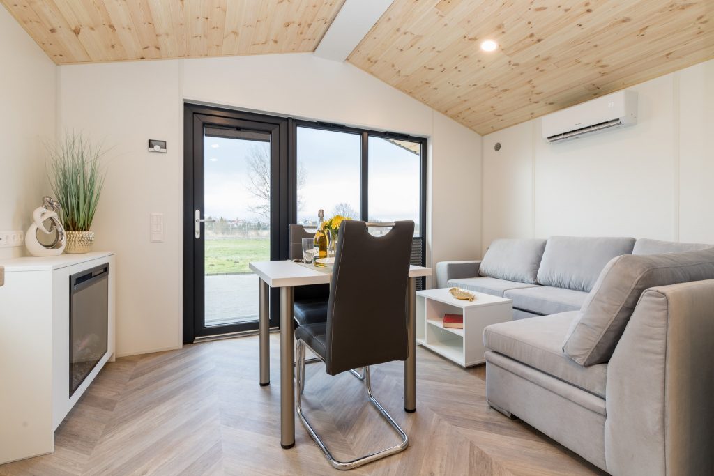 CASA MOVIL MILFORD (8,2 X 4,2 M)