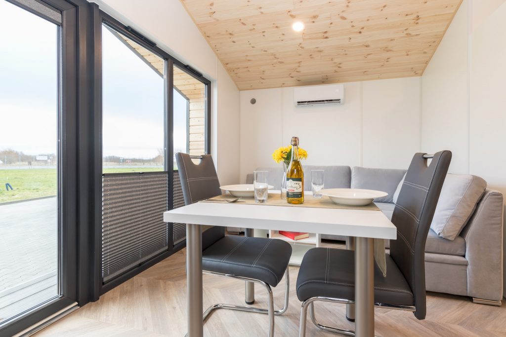 CASA MOVIL MILFORD (8,2 X 4,2 M)