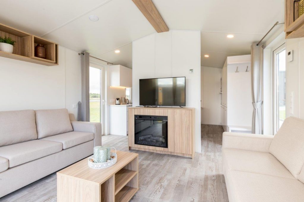 CASA MOVIL POOLE (12 X 4 M)