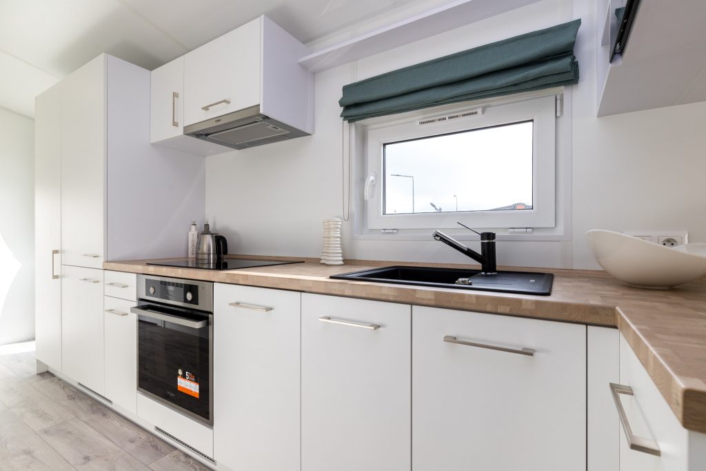 CASA MOVIL BARRY WHITE (12,5 X 4 M)