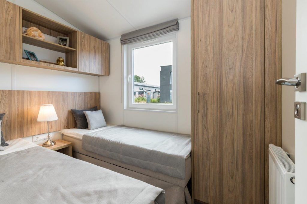 CASA MOVIL POOLE (12 X 4 M)