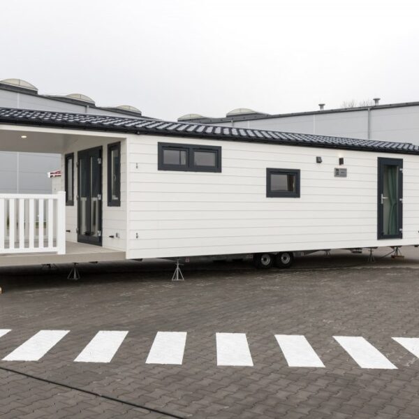 CASA MOVIL BARRY WHITE (12,5 X 4 M)