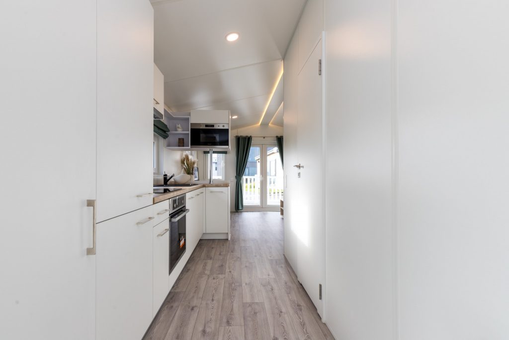 CASA MOVIL BARRY WHITE (12,5 X 4 M)