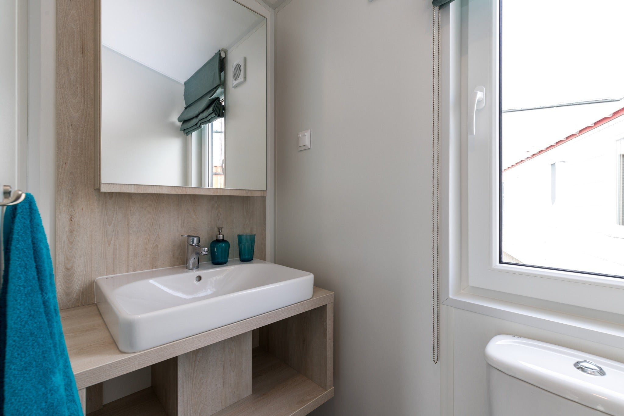 CASA MOVIL BARRY WHITE (12,5 X 4 M)