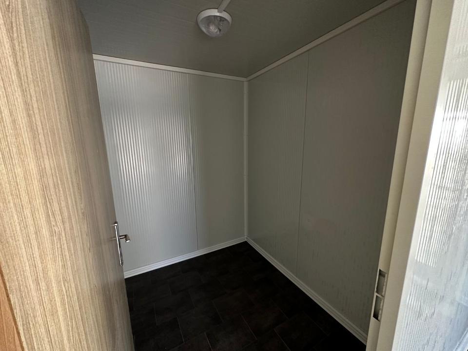 CONTENEDOR DE OFICINA 7x3