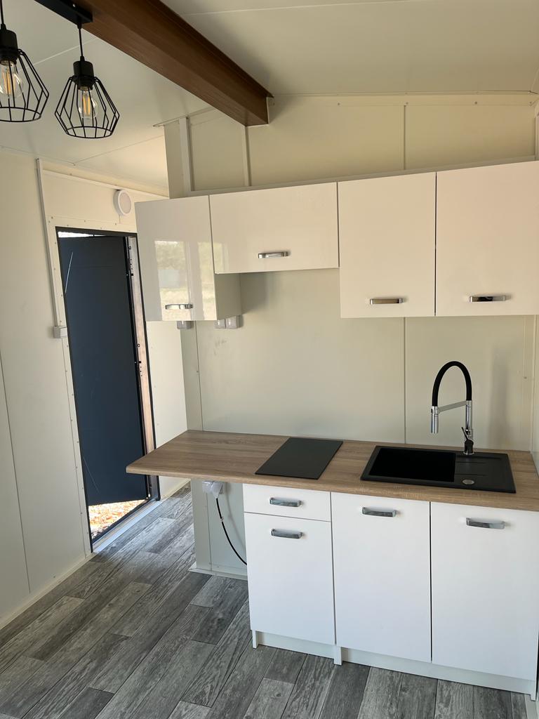 CONTENEDOR HABITABLE 7X3MT