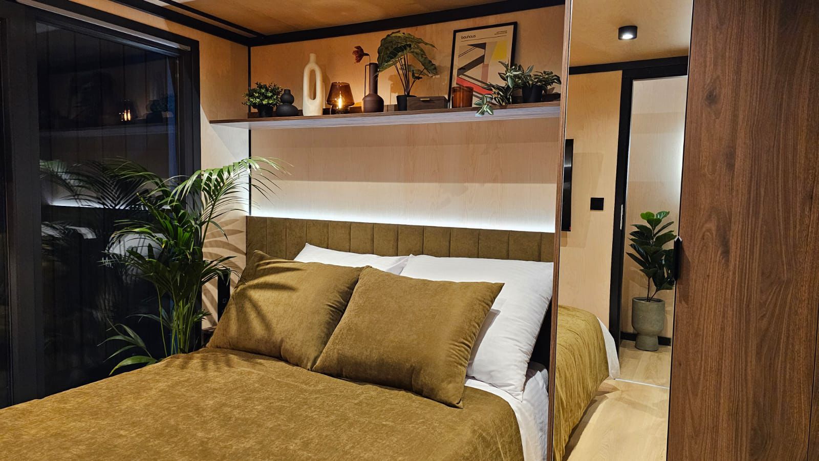 CASA MÓVIL BERGEN BLISS (10 X 4 M)