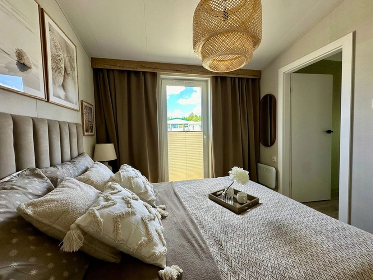 CASA BERYL SHADOW TURNER CHÊNE MALT 14M X 4,13 M