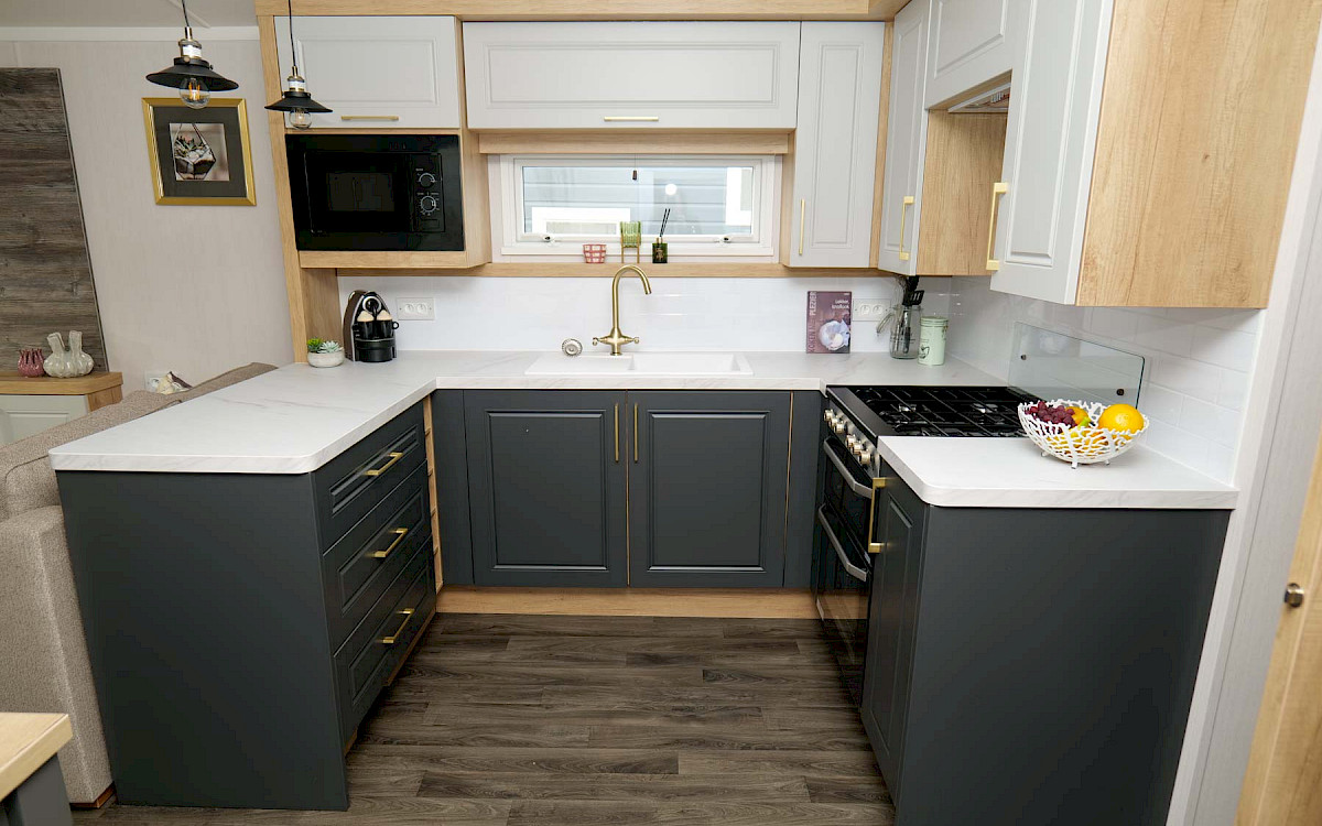 CASA MÓVIL SWIFT BORDEAUX (11 X 3,7 M)