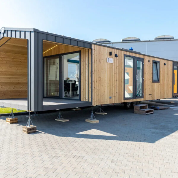 CASA MÓVIL CAPRI LUXURIOR (12,5 X 4,2 M)