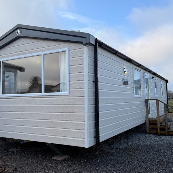 CASA MÓVIL ROYAN (10,9 X 3,7 M)