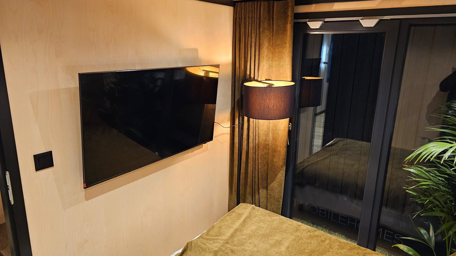 CASA MÓVIL BERGEN BLISS (10 X 4 M)