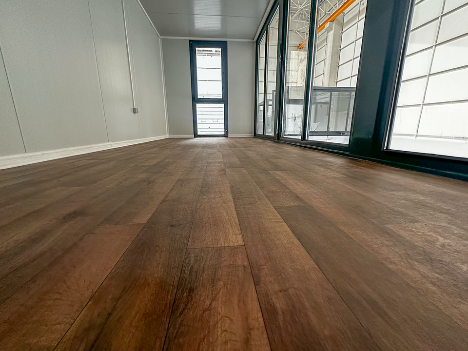 CONTENEDOR DE OFICINA MODELO FALCÓN ( 240X600 )