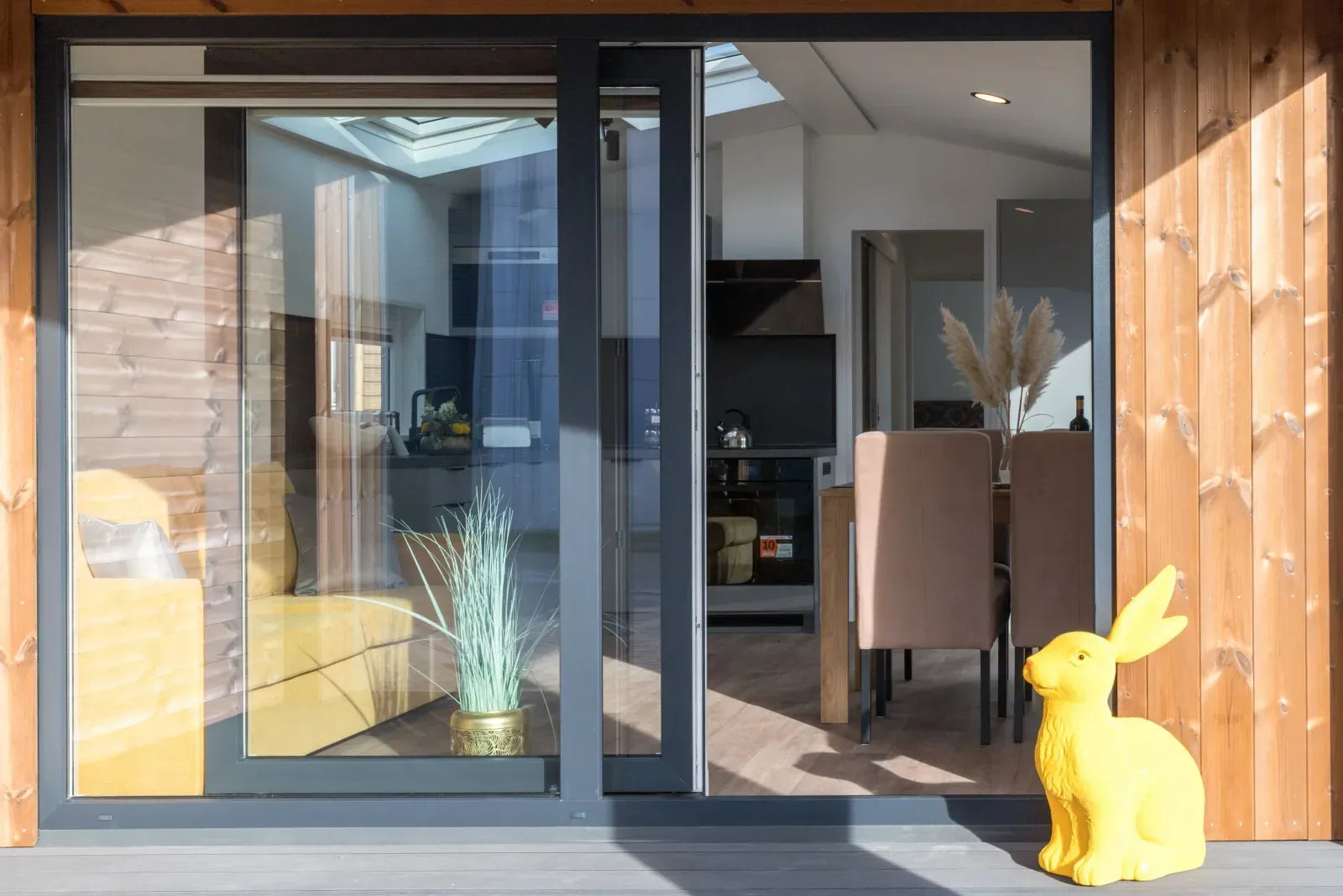 CASA MÓVIL CAPRI LUXURIOR (12,5 X 4,2 M)