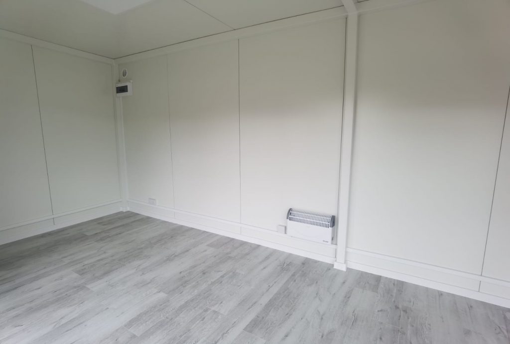 MODULAR OFICINA / SALA DE EXPOSICION