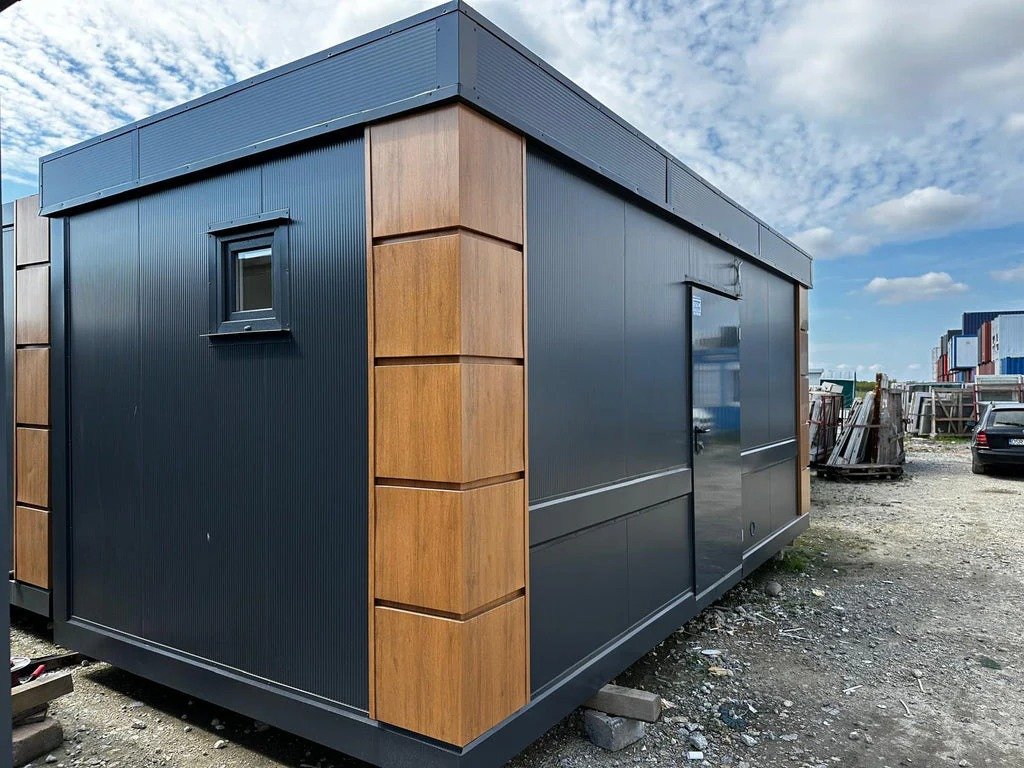 Contenedor Sanitario con Múltiples Unidades: Funcionalidad y Espacio