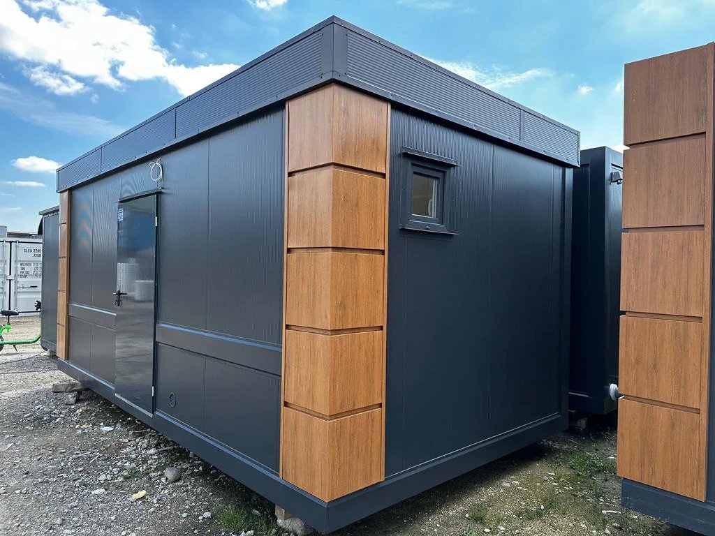 Contenedor Sanitario con Múltiples Unidades: Funcionalidad y Espacio