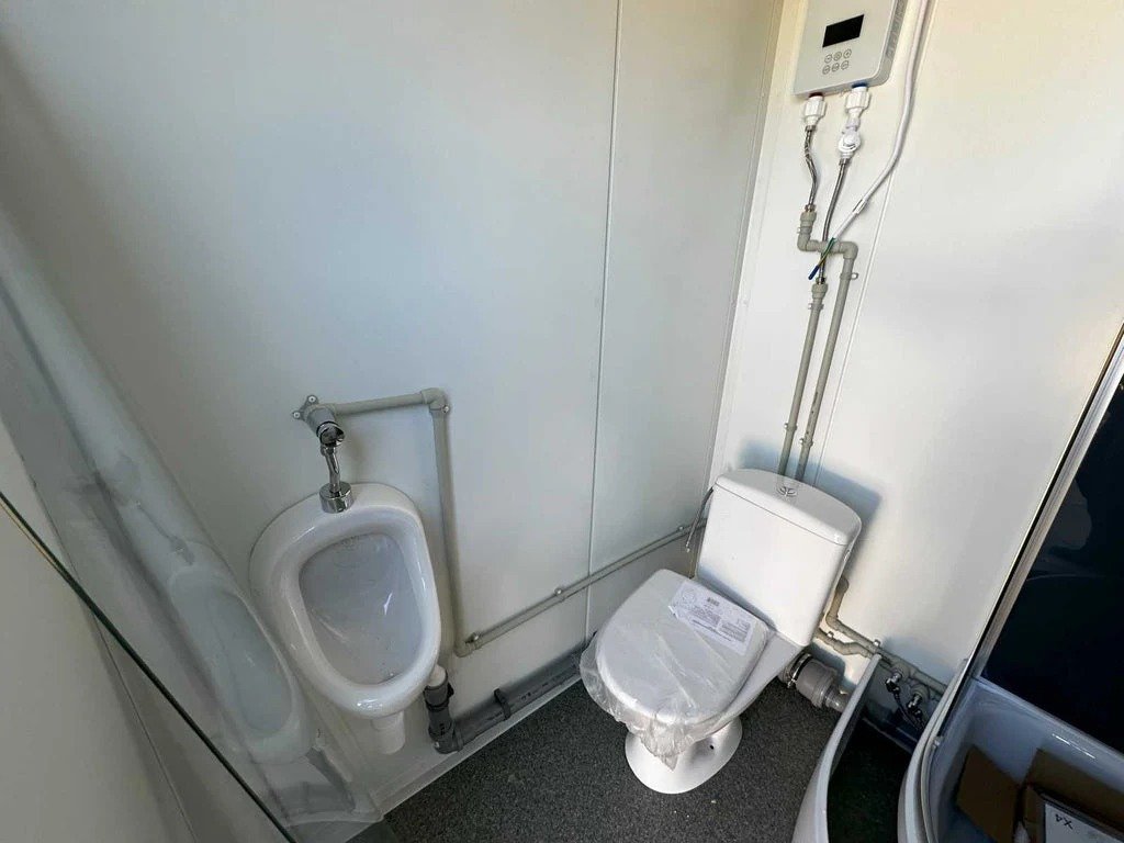 Contenedor Sanitario con WC Ducha y Urinario