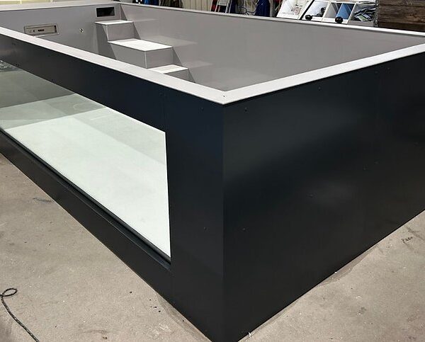 Piscina de polipropileno de 6,5 mx 2,5 m con ventana de 4 m